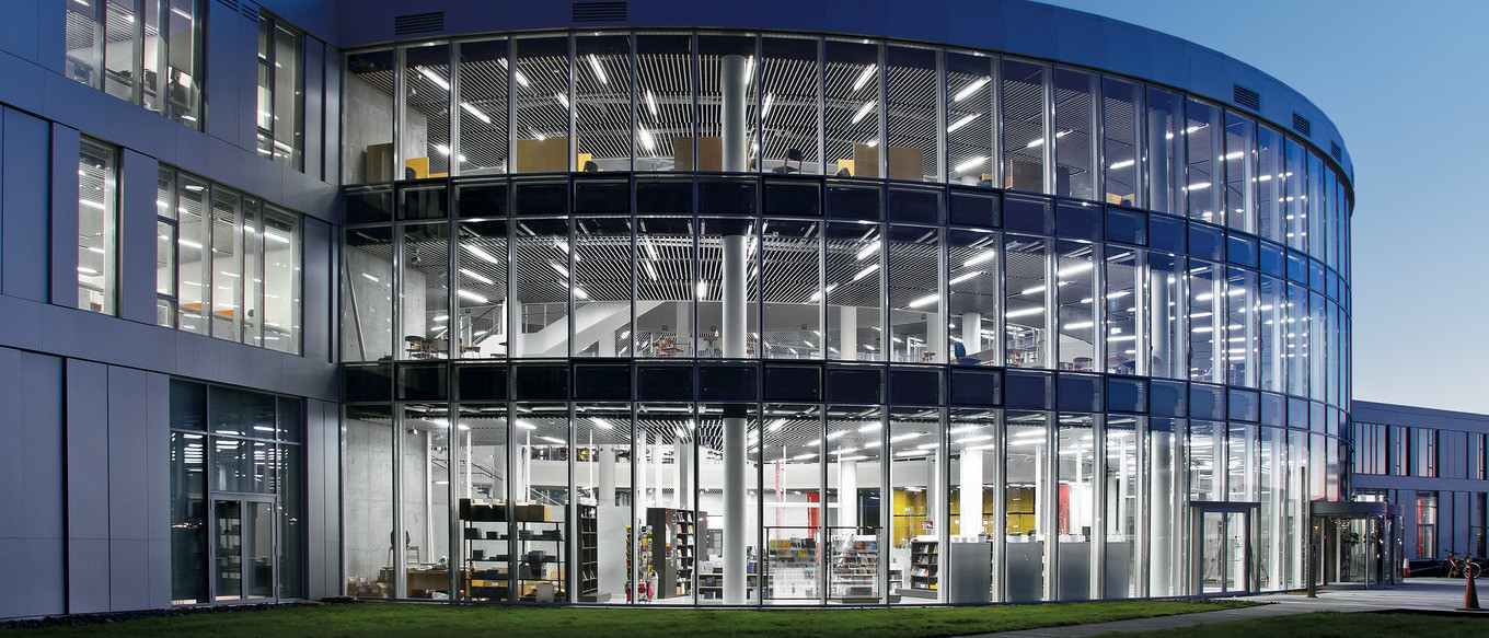 Reykjavik University (RU)